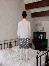 Solid Color Shell Button Fitted Shirt